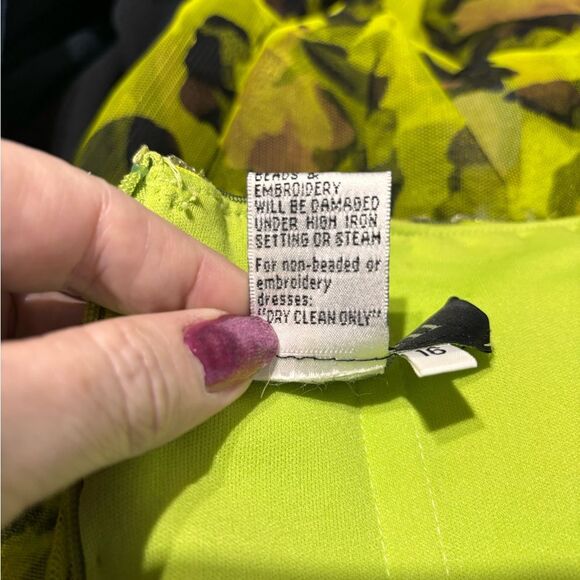 Jovani Lime 16 Flowy Green Animal Print Long Formal Prom Dress - Picture 5 of 7